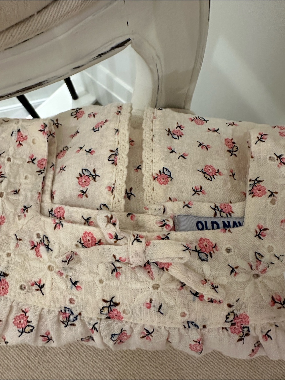 🤍 18~24 Mth Old Navy Cream Boho Ruffle Baby Dress with Pink Floral Print NWT - Picture 10 of 14